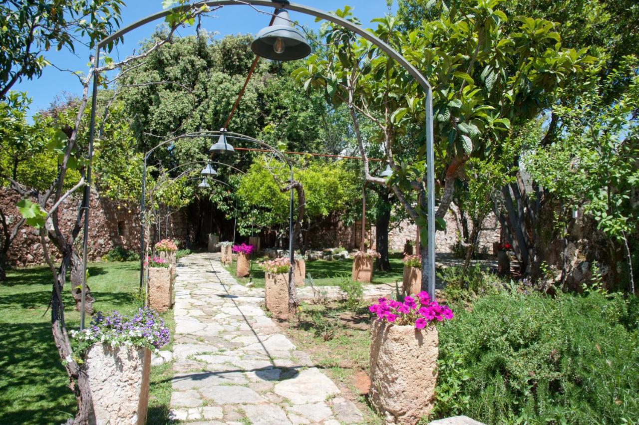 Badia Del Casale Bed & Breakfast อูเจนโต ภายนอก รูปภาพ