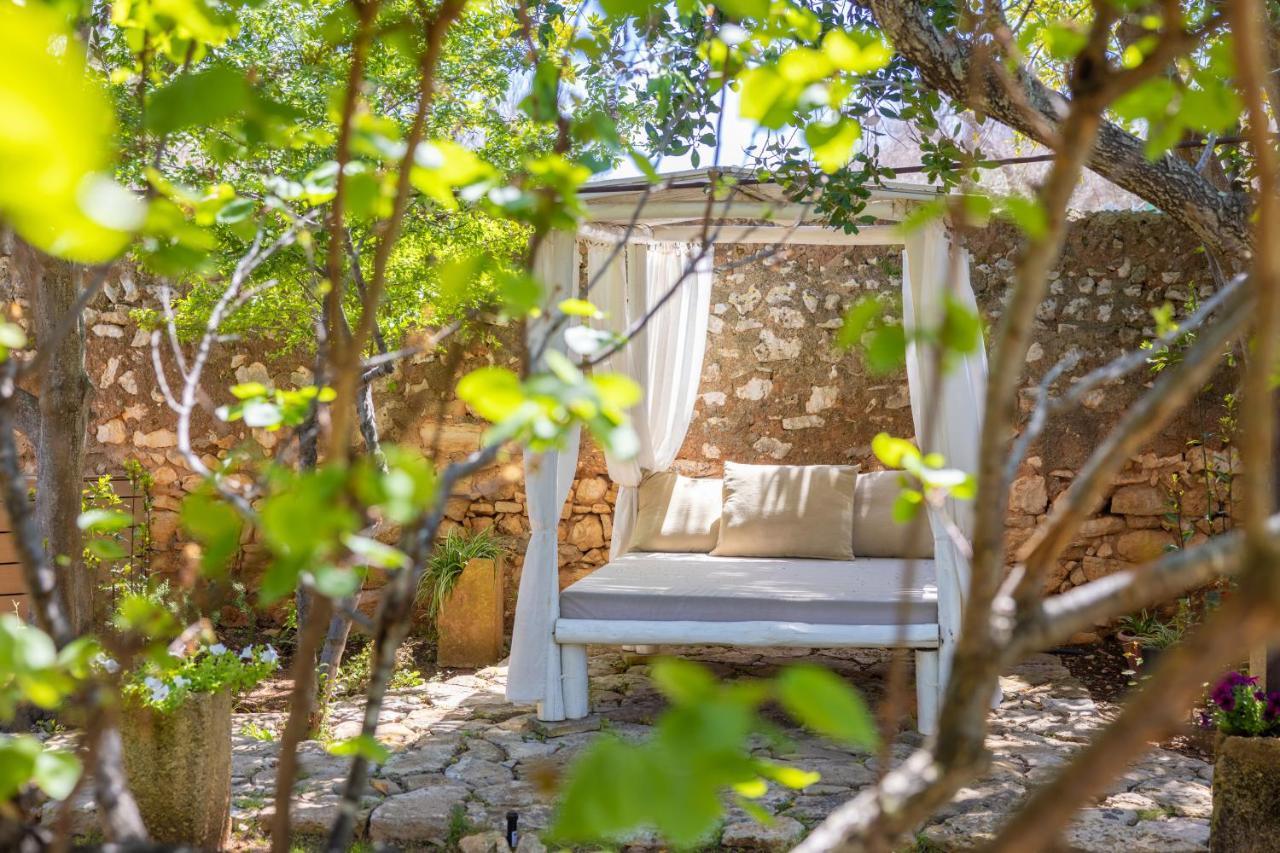 Badia Del Casale Bed & Breakfast อูเจนโต ภายนอก รูปภาพ