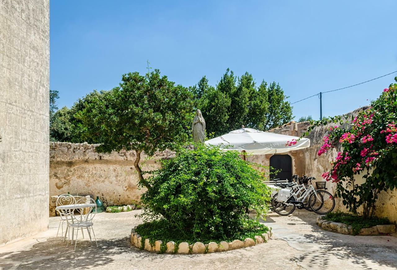 Badia Del Casale Bed & Breakfast อูเจนโต ภายนอก รูปภาพ